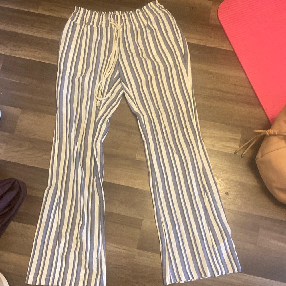 Roxy pants